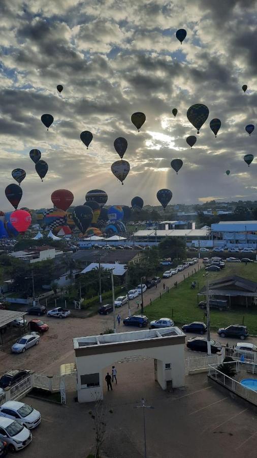 Apartamento Em Otima Localizacao Torres Exterior foto